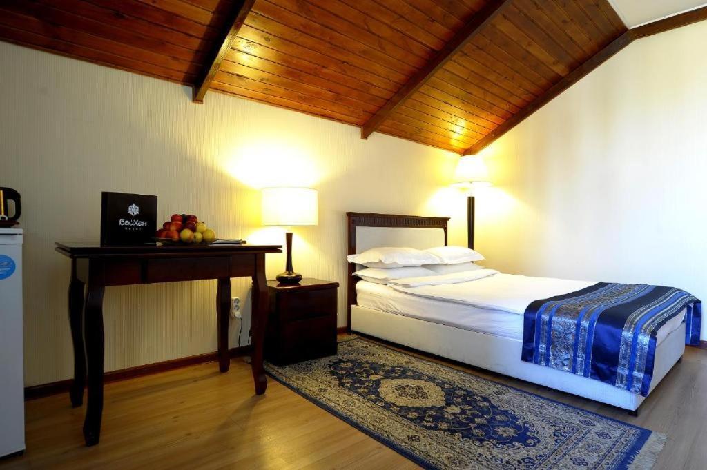 Tian-Shan Hotel Bişkek Dış mekan fotoğraf
