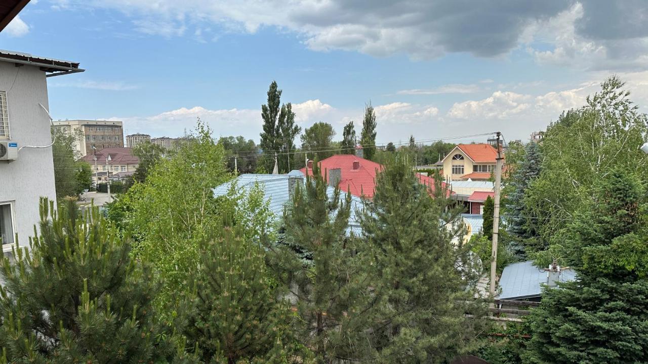 Tian-Shan Hotel Bişkek Dış mekan fotoğraf