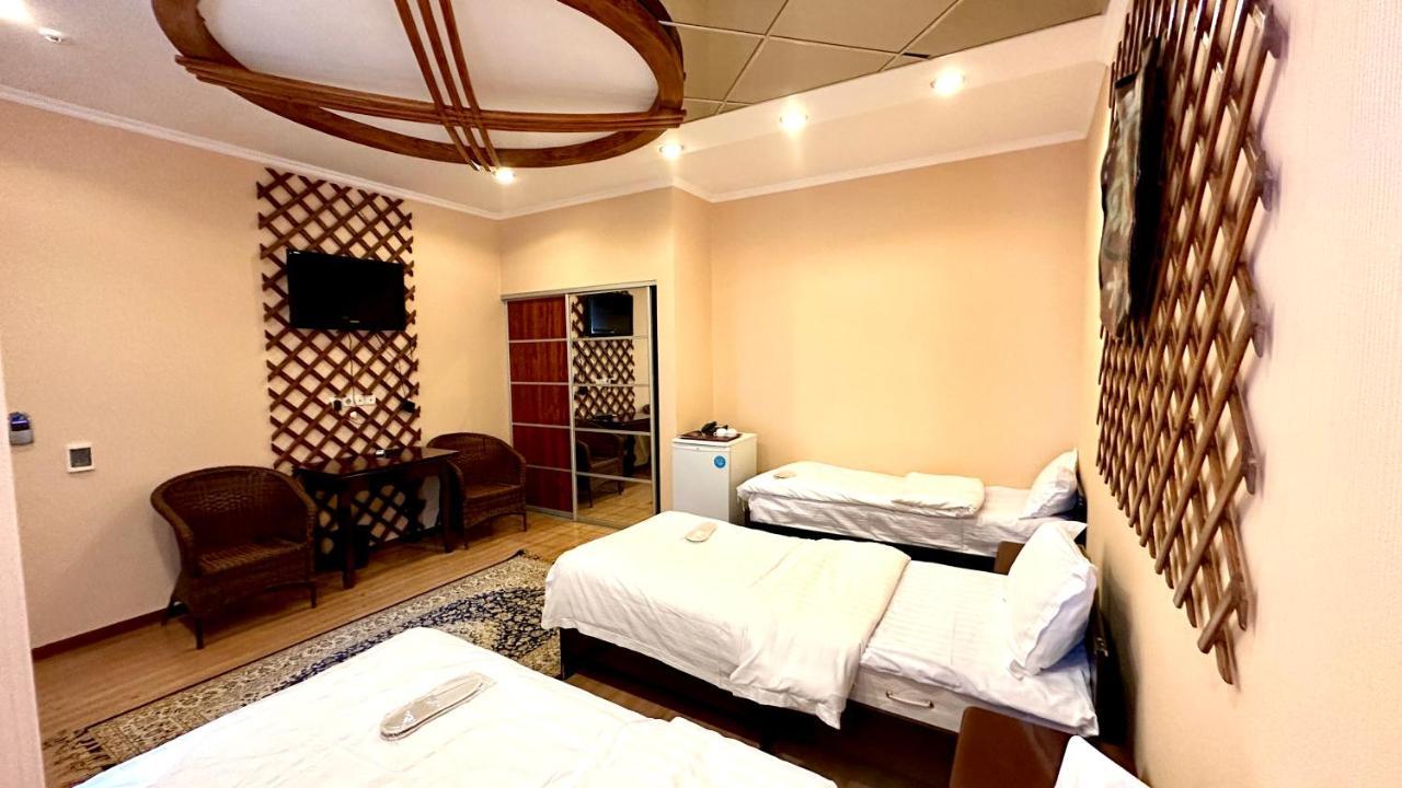 Tian-Shan Hotel Bişkek Dış mekan fotoğraf