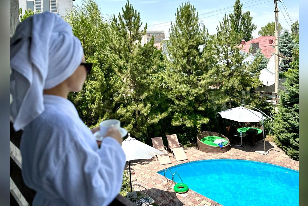 Tian-Shan Hotel Bişkek Dış mekan fotoğraf