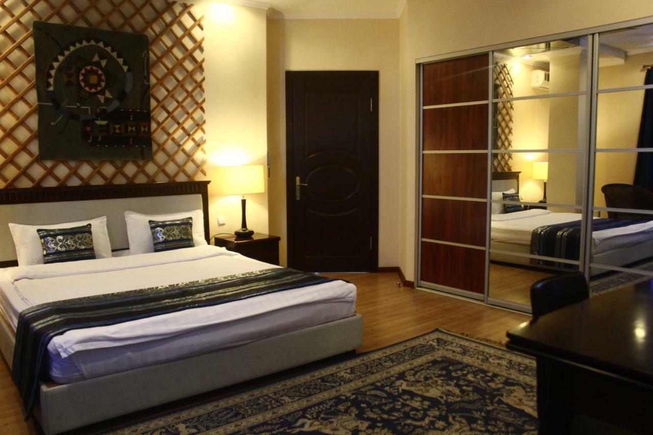 Tian-Shan Hotel Bişkek Dış mekan fotoğraf